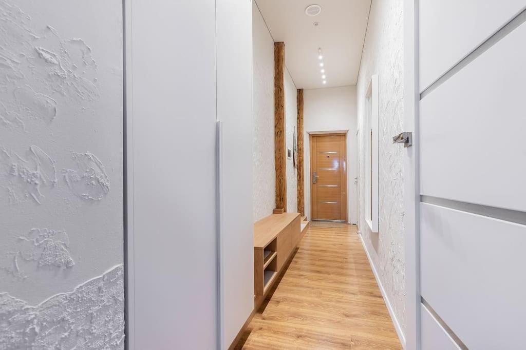 Luxury Apartment In Gediminas Avenue With Terrace Vilnius Exterior foto